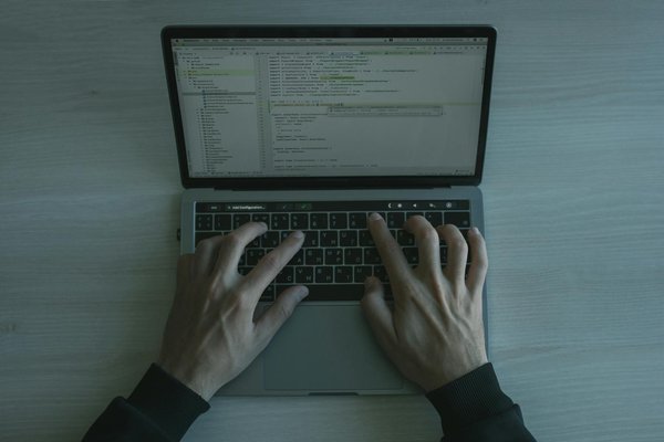 Quelles sont les meilleures pratiques pour le marketing digital dans le secteur de l'énergie renouvelable?